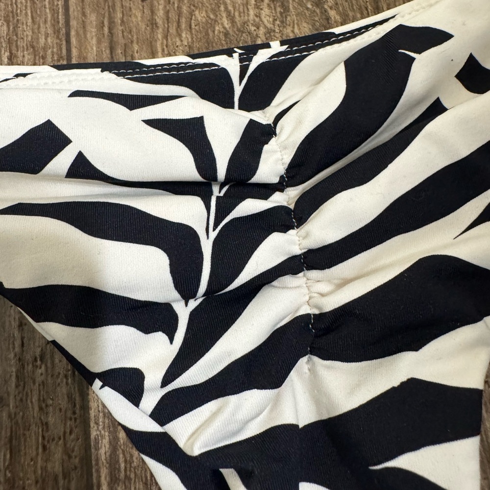 NEW Midori Bikinis Cobain bikini set. Small. Jesse top and Kai Bottom. - Picture 6 of 9